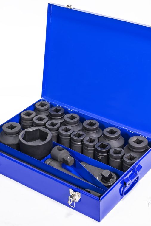 STARK USA 21Pcs 1" Drive Jumbo Extension Set 6 Point Impact Sockets Wrench Set with Case - Image 6