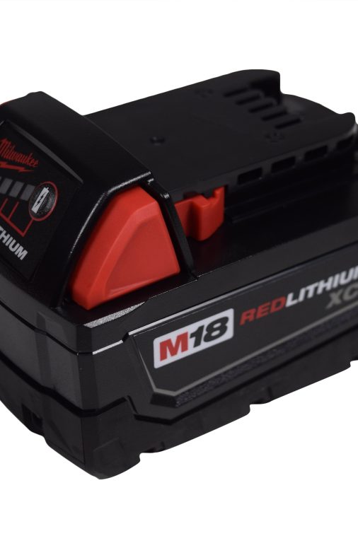 Milwaukee 2767-20 1/2" High Torque Impact Wrench w/ 48-11-1828 18V 3Ah Battery - Image 3