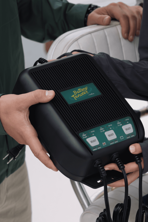 Battery Tender 4 Bank Multibank Charger - 12 AMP (3 AMPs Per Bank) - Selectable 12V / 6V - Smart and Switchable Multi Battery Charger and Maintainer for Marine Applications - 022-1004-DL-WH - Image 7