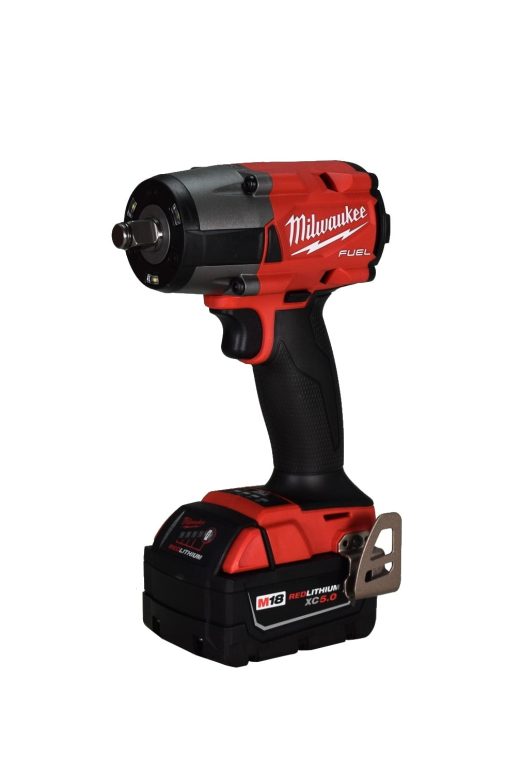 Milwaukee 2962-22R M18 Fuel 18 V 5 amps 1/2 in. Cordless Brushless Mid-Torque Impact Wrench Kit - Image 4