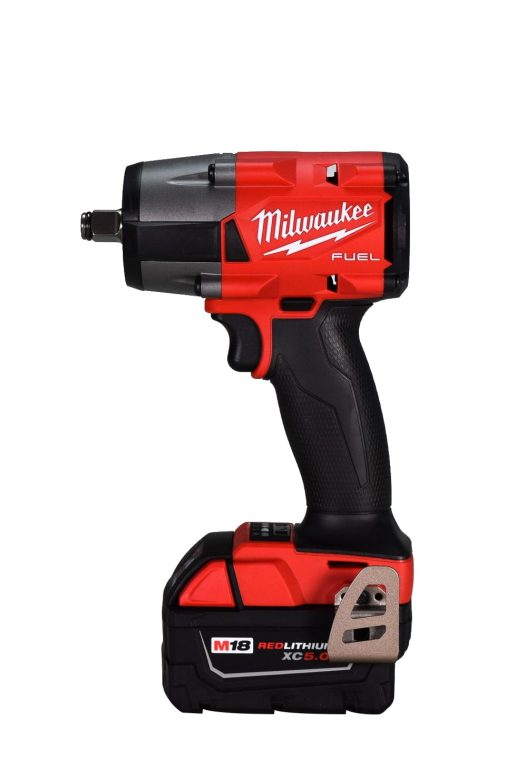 Milwaukee 2962-22R M18 Fuel 18 V 5 amps 1/2 in. Cordless Brushless Mid-Torque Impact Wrench Kit - Image 3